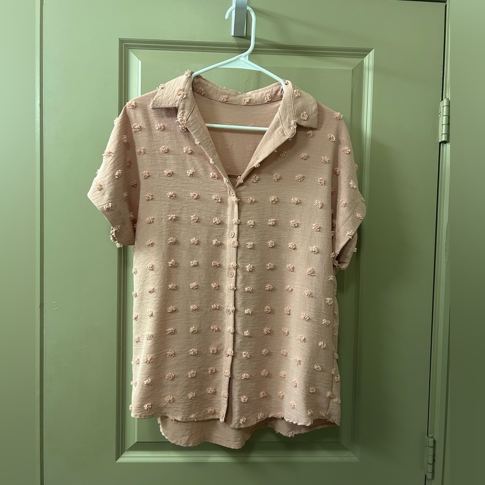Amazon Women's Button Down Shirt - Light Pink